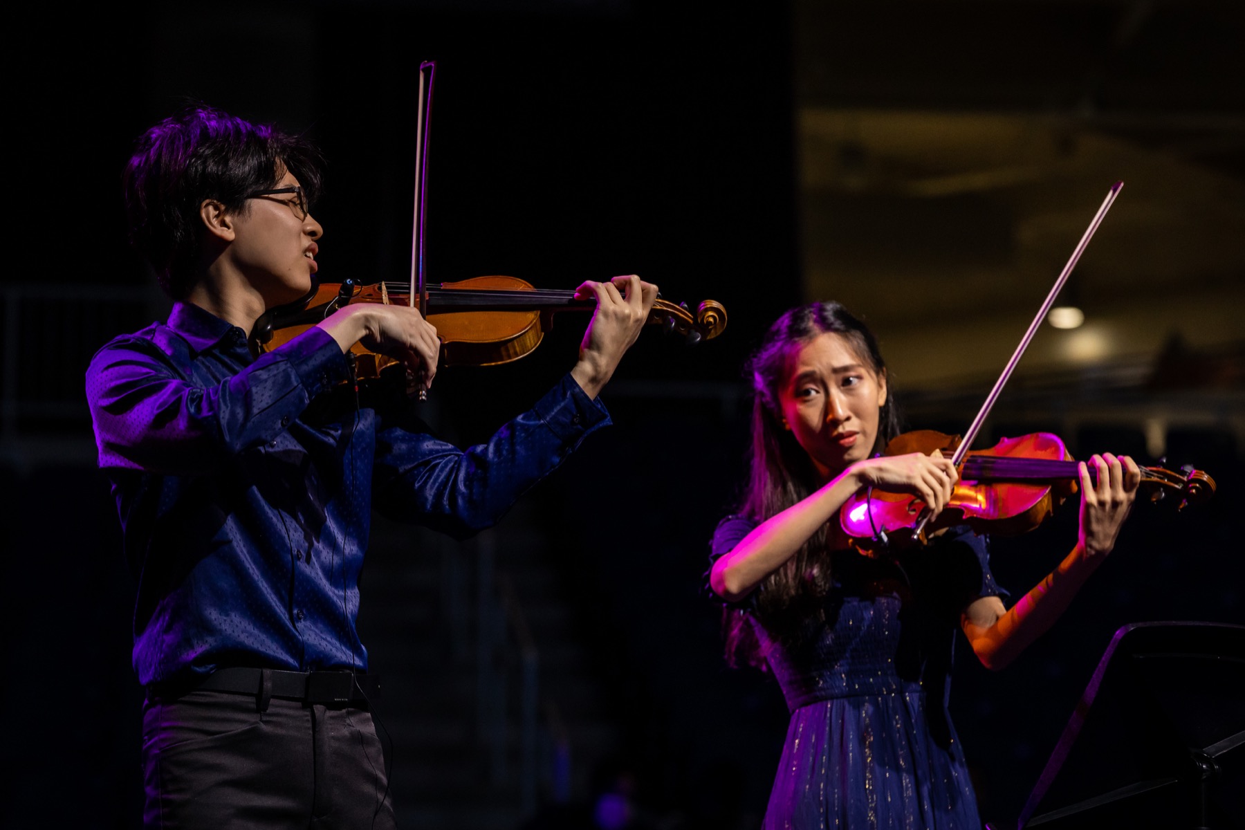 Peter Lin, a member of the School of Music Class of 2022 and Joanne Lin, Class of 2025, performed a sibling duet during the commencement ceremony.